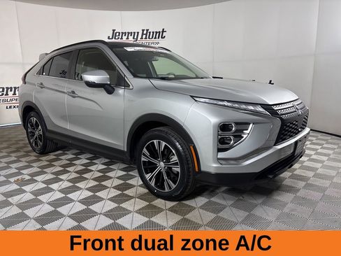 Used 2022 Mitsubishi Eclipse Cross SE image 4