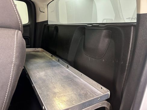 Used 2021 Chevrolet Colorado LT w/ Fleet Safety Package image 78