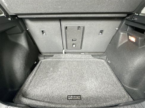 Used 2023 Volkswagen Taos SE image 24