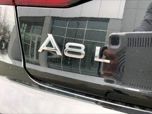 Used 2021 Audi A8 L 4.0T w/ Executive Plus Package image 22
