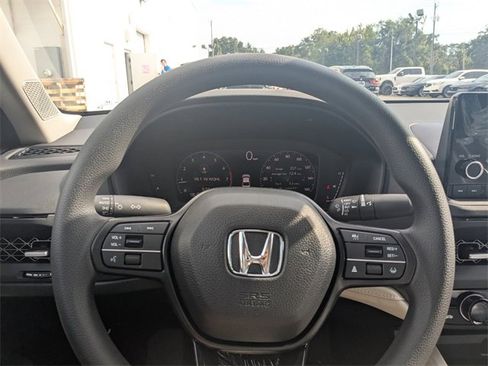 New 2025 Honda Accord SE image 22