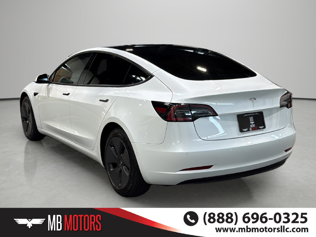Used 2022 Tesla Model 3 RWD image 3