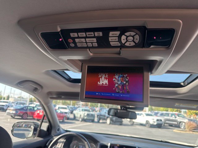 Used 2018 Honda Pilot Elite image 31