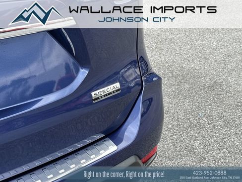Used 2020 Nissan Rogue S w/ Special Edition Package FWD image 11