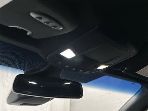 Used 2019 Ford Edge ST w/ Convenience Package image 21