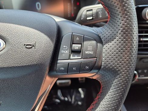 Used 2023 Ford Escape ST-Line AWD/4WD image 29