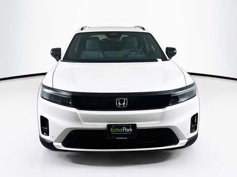 Used 2024 Honda Prologue Touring image 2