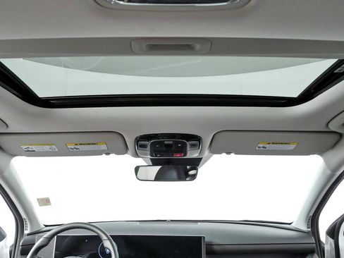 Used 2025 Hyundai Tucson SEL image 18