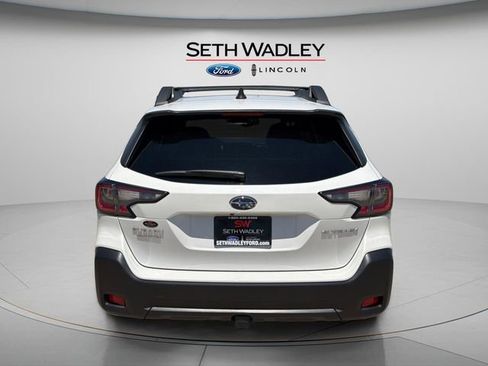 Used 2025 Subaru Outback Premium AWD/4WD image 6