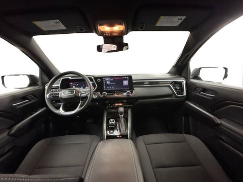 Used 2025 GMC Canyon Elevation image 18