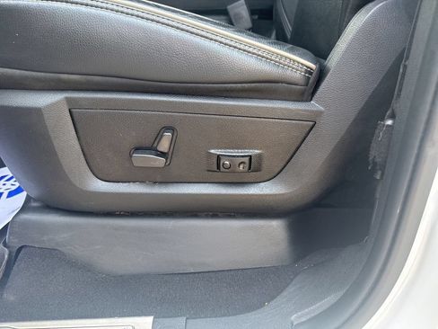 Used 2021 RAM 2500 Laramie AWD/4WD image 18
