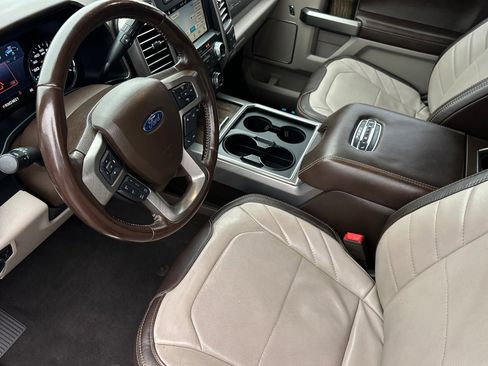 Used 2019 Ford F350 Limited image 10