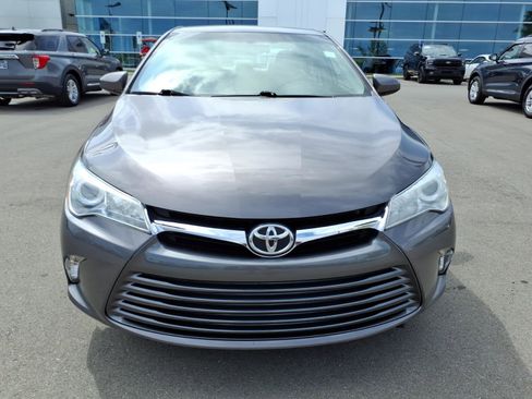 Used 2015 Toyota Camry LE image 8