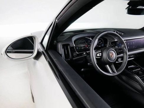 New 2026 Porsche Cayenne GTS AWD/4WD image 25