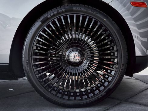 Used 2023 Rolls-Royce Cullinan AWD/4WD image 22