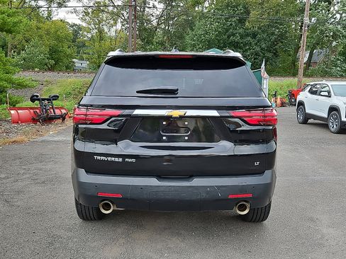 Certified 2023 Chevrolet Traverse LT w/ Rear Camera Mirror Package image 5