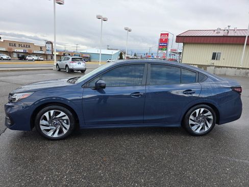 Used 2025 Subaru Legacy Limited image 2