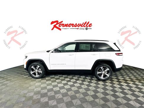 New 2025 Jeep Grand Cherokee Limited image 4