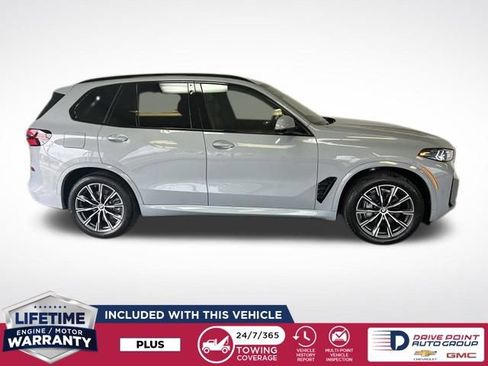 Used 2026 BMW X5 xDrive40i w/ M Sport Package AWD/4WD image 2
