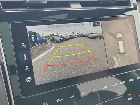 Used 2024 Hyundai Tucson Limited image 32