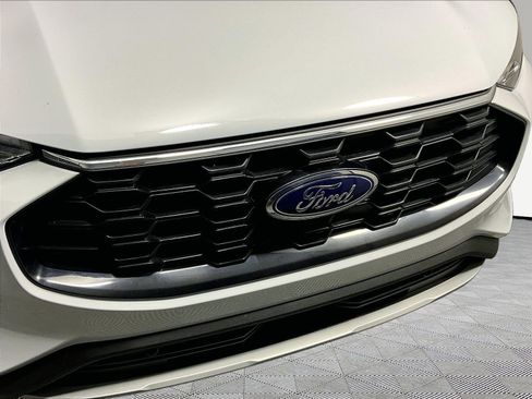 Used 2025 Ford Escape ST-Line Select AWD/4WD image 32