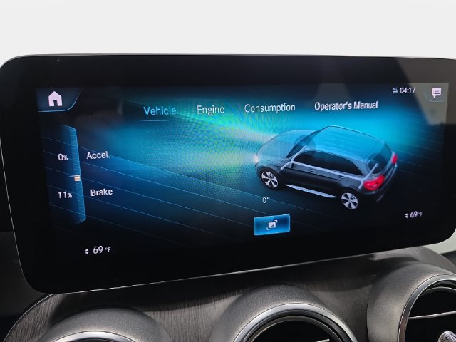 Used 2020 Mercedes-Benz GLC 300 4MATIC image 22
