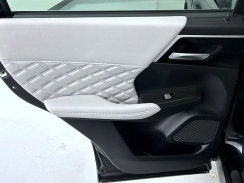 Used 2022 Mitsubishi Outlander SEL image 22