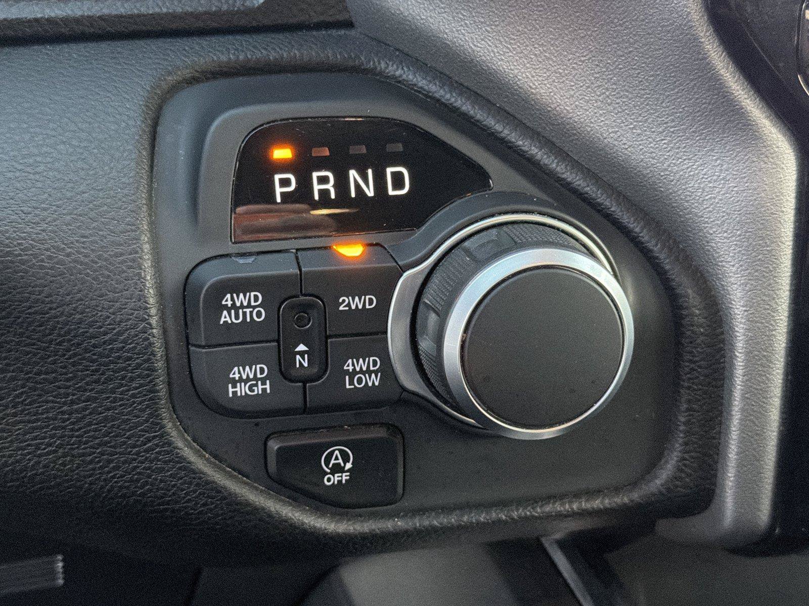 Used 2025 RAM 1500 Big Horn AWD/4WD image 31