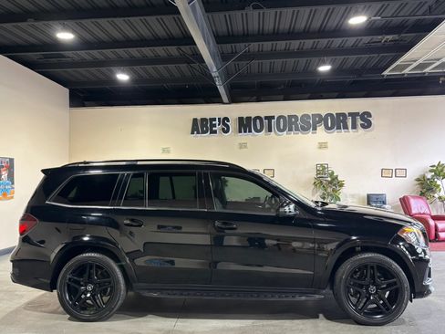 Used 2015 Mercedes-Benz GL 550 4MATIC image 8