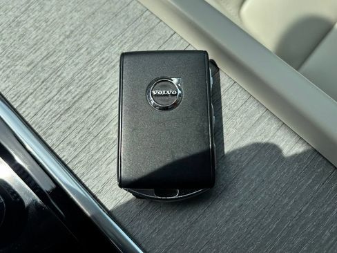 Certified 2024 Volvo S60 B5 Plus w/ Climate Package AWD/4WD image 35
