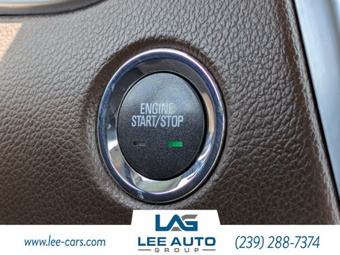 Used 2015 Cadillac SRX Luxury AWD/4WD image 31