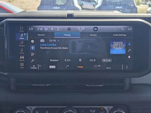 Used 2025 Jeep Wrangler Unlimited Sahara w/ Safety Group image 18