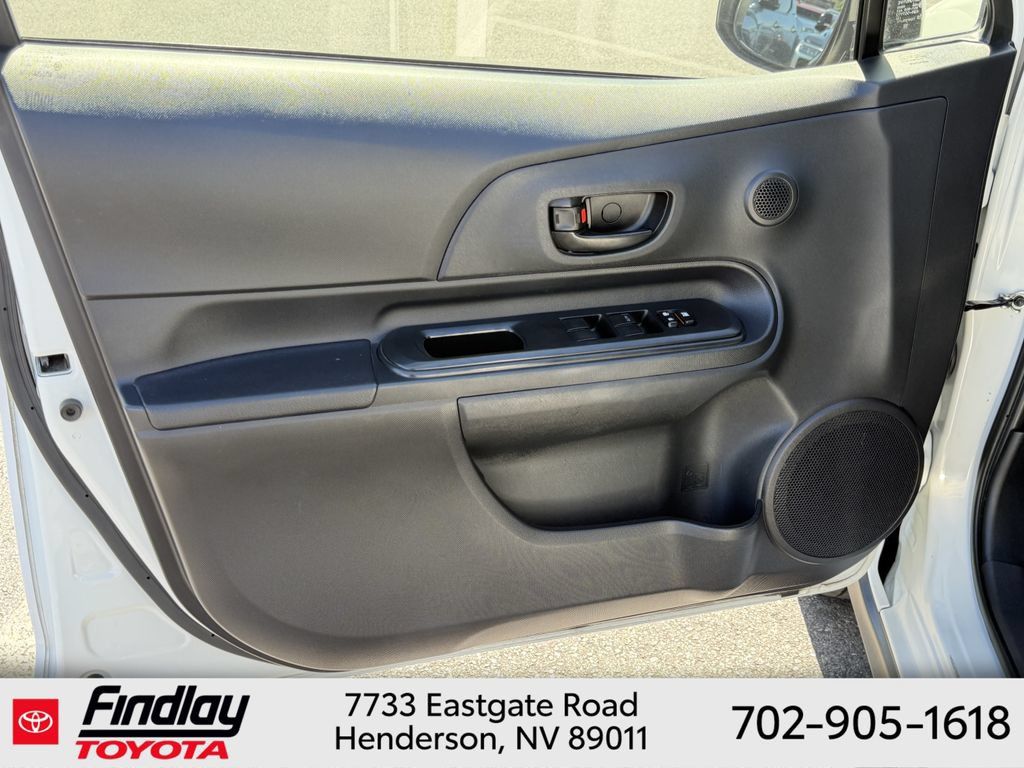 Certified 2018 Toyota Prius C One w/ Carpet Mat Package FWD image 19