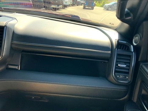 Used 2022 RAM 2500 Limited AWD/4WD image 15