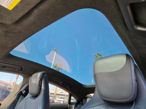 Used 2020 Porsche Taycan Turbo image 12