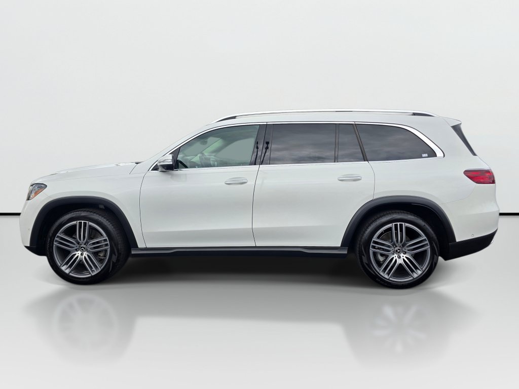 Used 2026 Mercedes-Benz GLS 450 4MATIC image 2