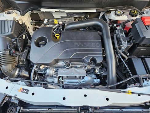 Used 2025 Chevrolet Equinox LT w/ Convenience Package II FWD image 20
