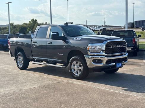 Used 2024 RAM 2500 Big Horn AWD/4WD image 6