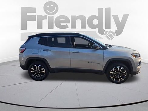 Used 2024 Jeep Compass Limited AWD/4WD image 4