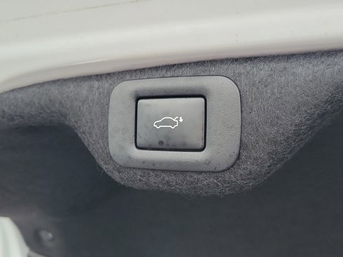 Used 2024 Lexus ES 350 F Sport image 8