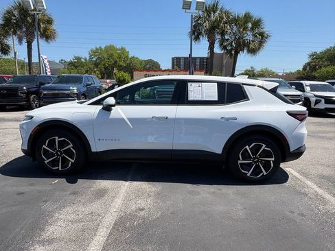 Used 2026 Chevrolet Equinox EV LT FWD image 4