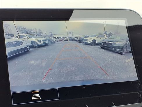 Used 2024 Chevrolet Malibu LT image 12