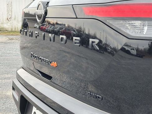 Used 2023 Nissan Pathfinder Rock Creek image 10