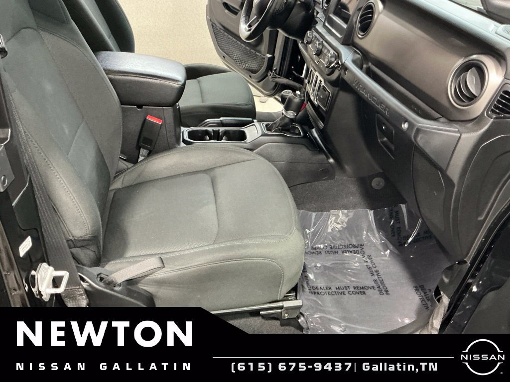 Used 2021 Jeep Wrangler Sport AWD/4WD image 16