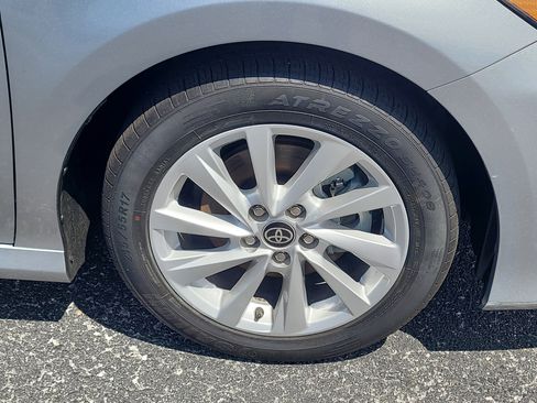 Used 2024 Toyota Camry LE image 10