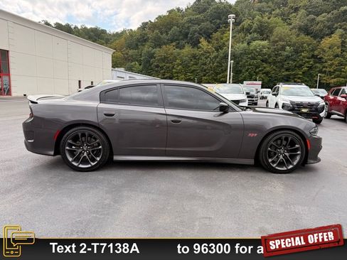 Used 2023 Dodge Charger Scat Pack image 3