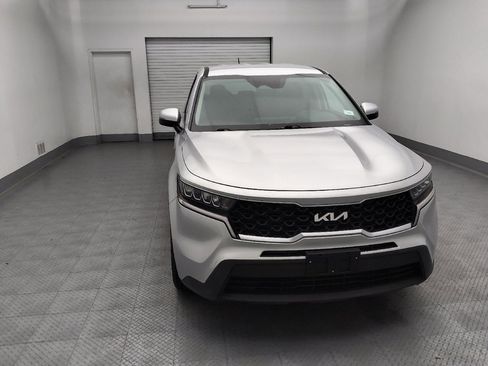 Used 2022 Kia Sorento LX FWD image 14