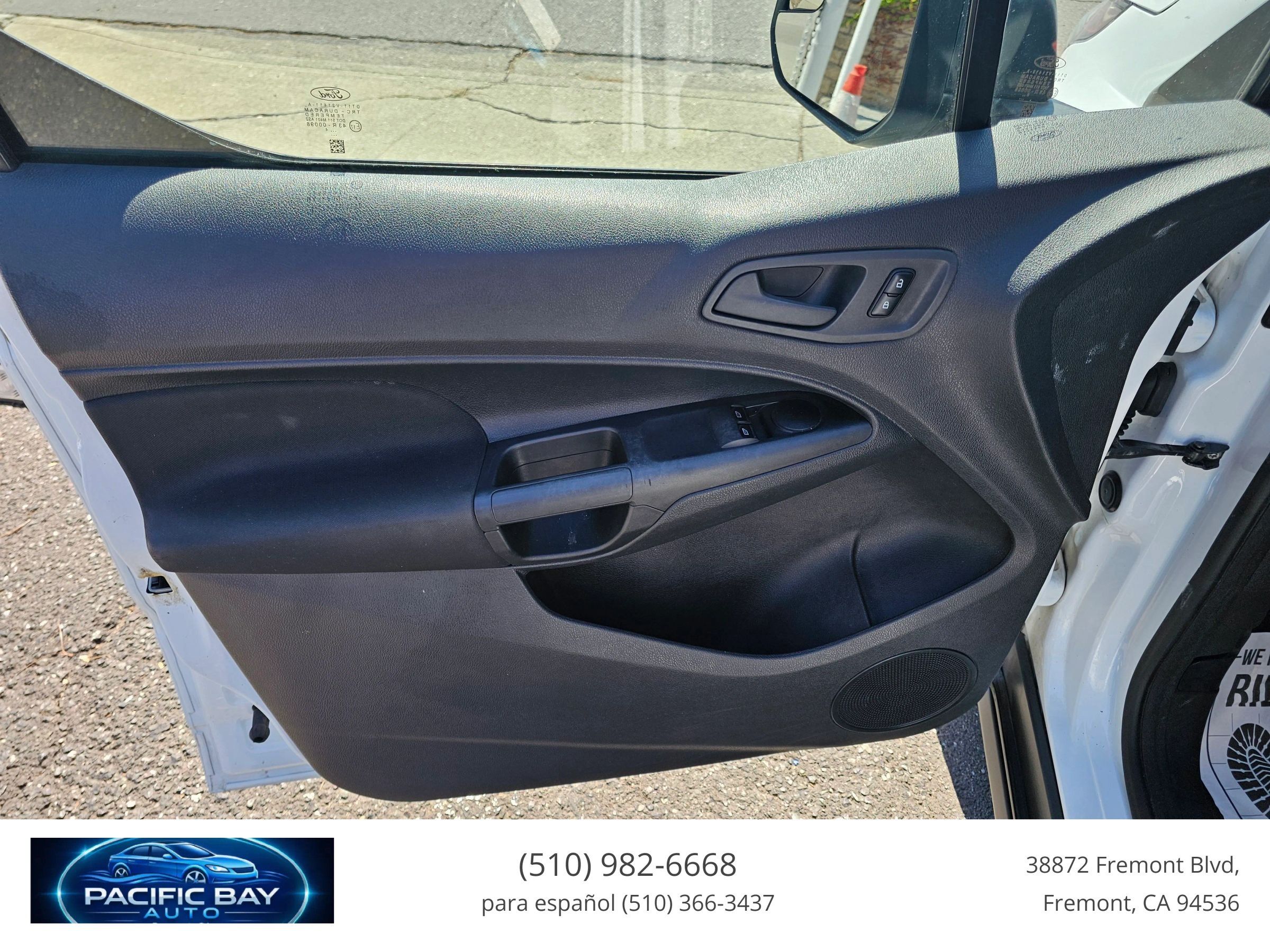 Used 2014 Ford Transit Connect XL FWD image 9