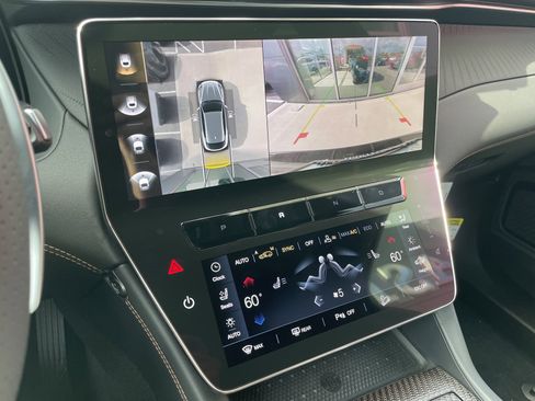 New 2025 Maserati Grecale Folgore image 27