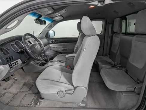 Used 2010 Toyota Tacoma 4x4 Access Cab V6 image 9